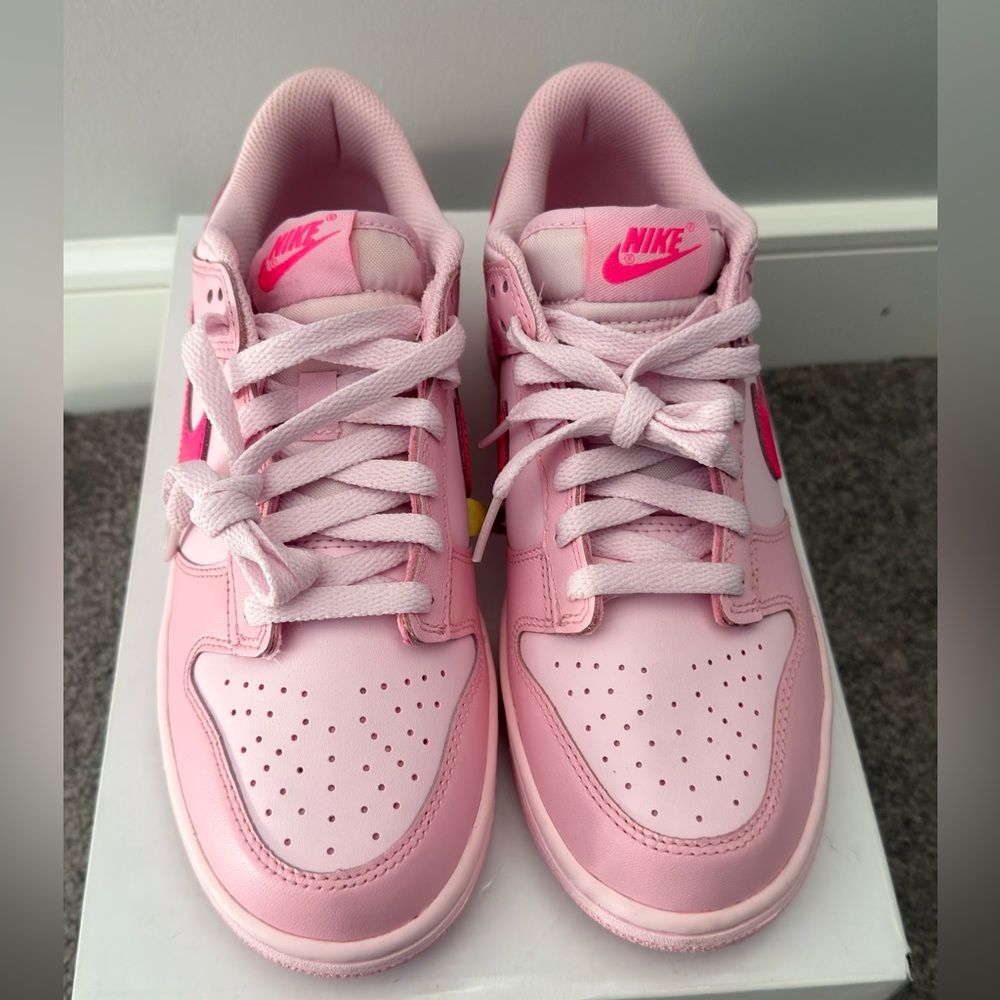 Nike Air Pink Low-Top Sneakers